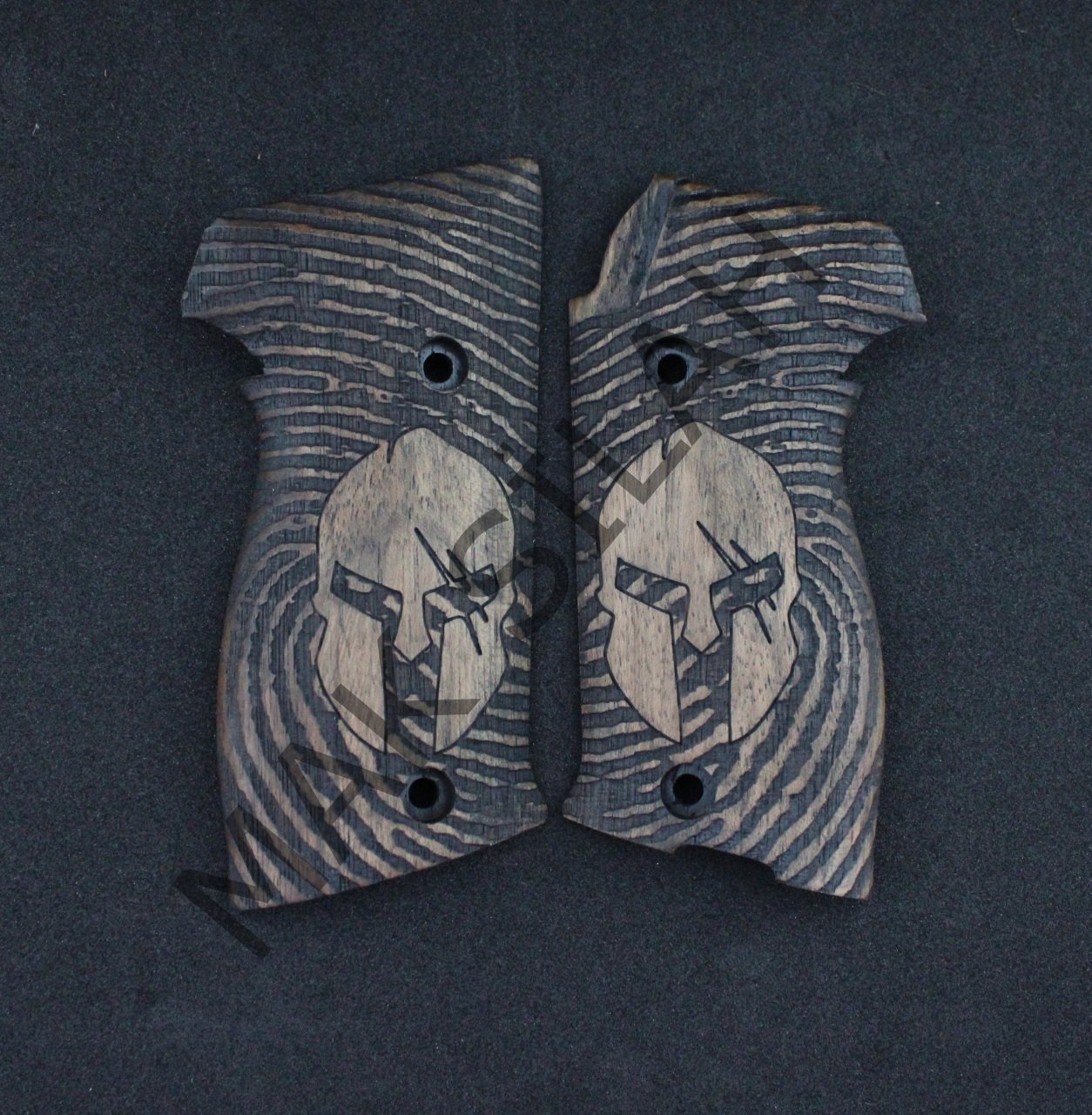 Sig P 220 Gladyatör Parmak İzi Motif Ceviz Ahşap Silah Kabze