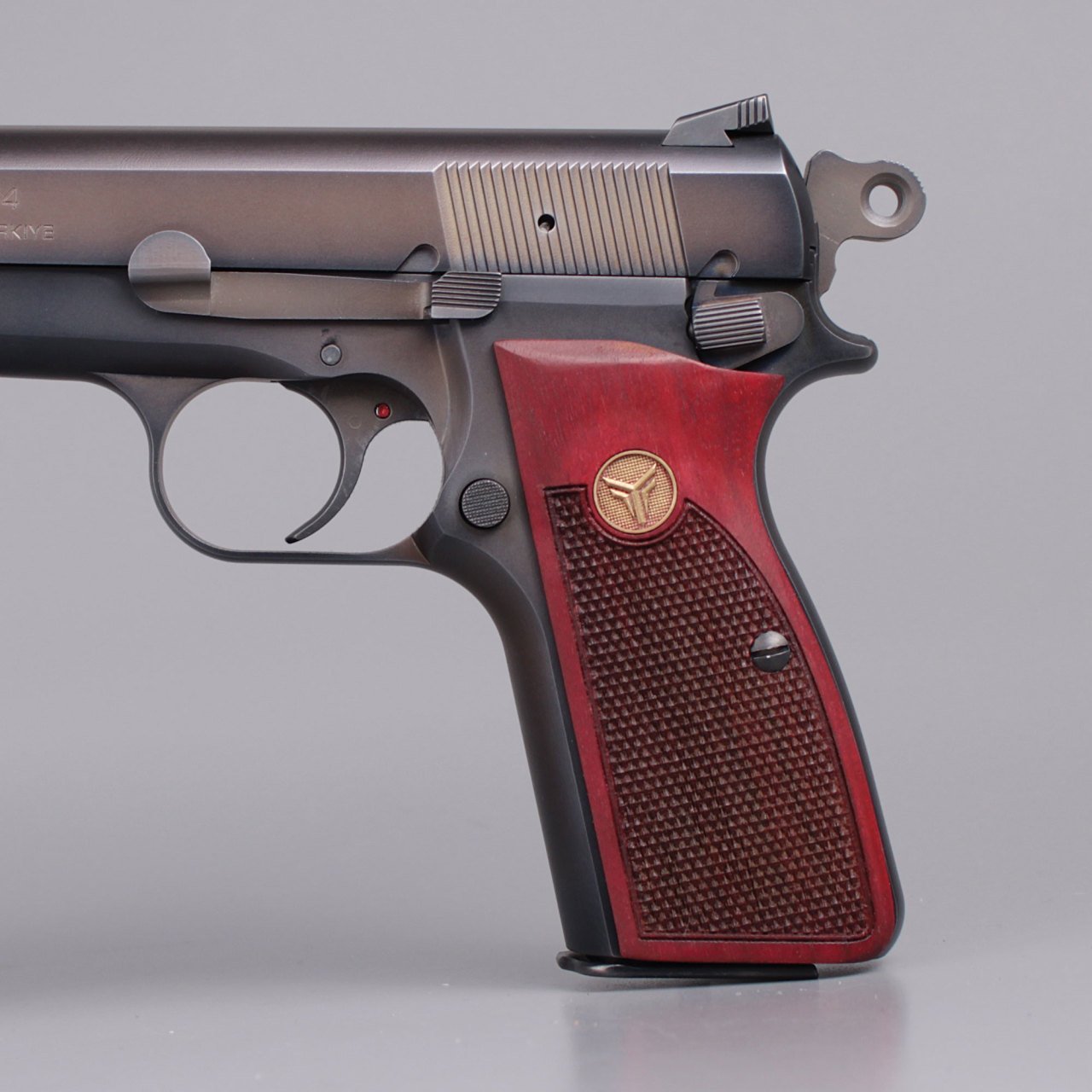 Yavuz 14 Sarı Metal Kurt Red Nokta Motif Ceviz Ahşap Silah Kabze