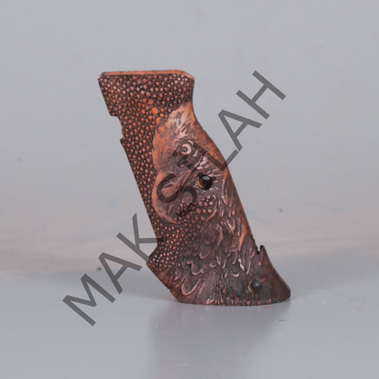 Cz Shadow 2 Atış Kartal Kırmızı Göz Ceviz Ahşap Silah Kabze