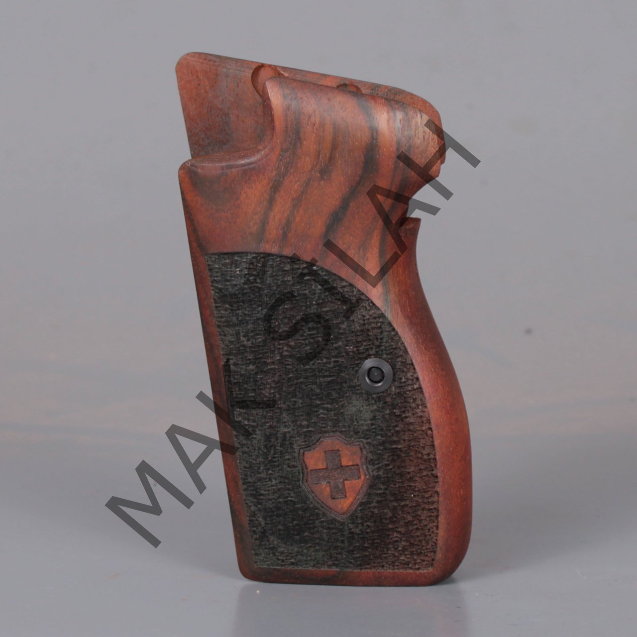 Sig P 210 Ortapedik Halkasız Red Kalkan Pütürlü Motif Ceviz Ahşap Silah Kabze