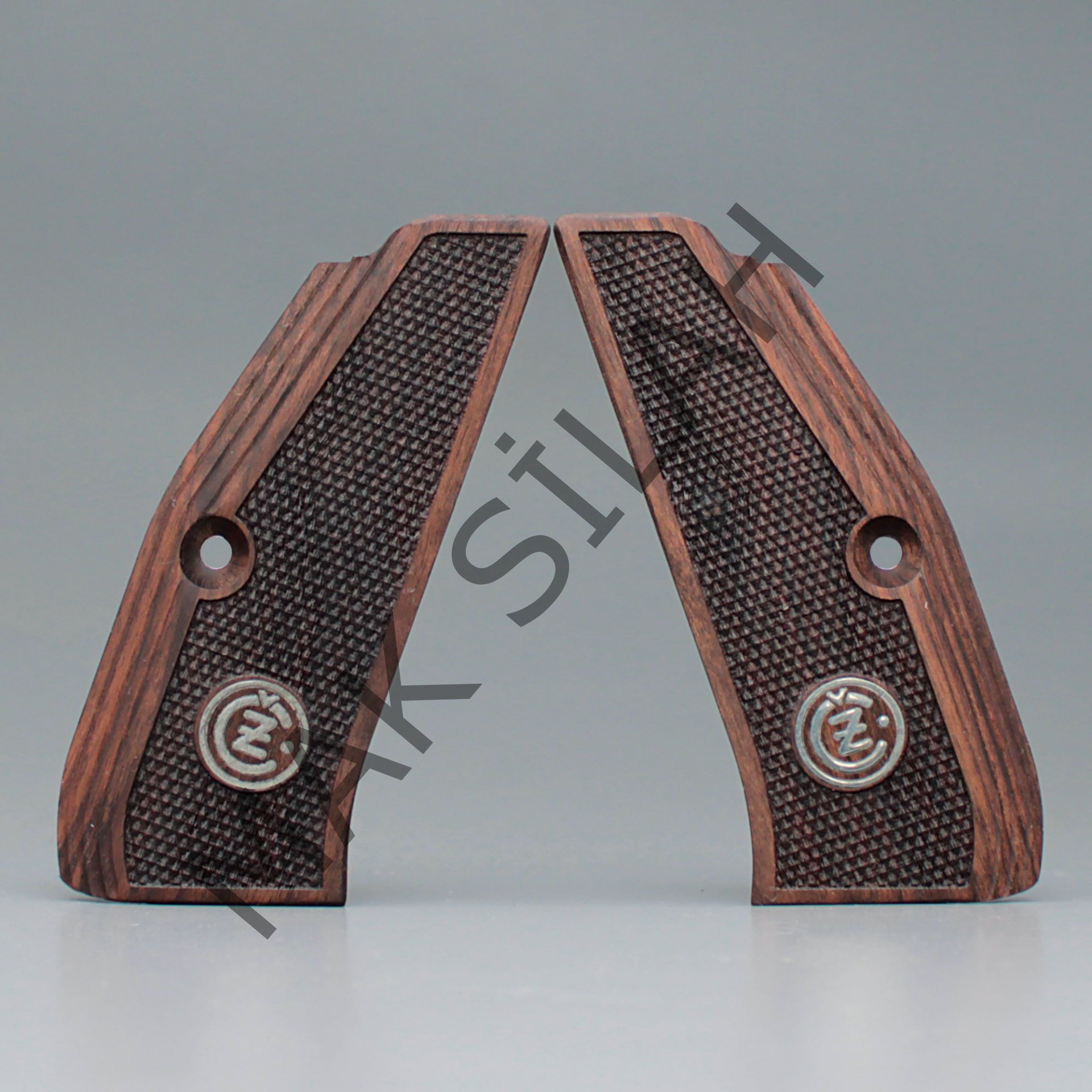 Cz 75 B Sport Sarı Metal Cz Arma Pütürlü Motif Ceviz Ahşap Silah Kabze