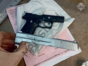 Sig Sauer P226 // Sig Blue Modifiye,Kuyruk,Nalça,Şarjör Kapağı,Parçalar Sarı Titanyum