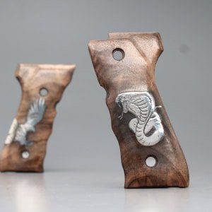 Yavuz 16, Logolu, Ahşap Kabze