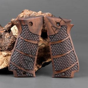 Sarsılmaz K 245 Balık Pulu Motif Ceviz Ahşap Silah Kabze