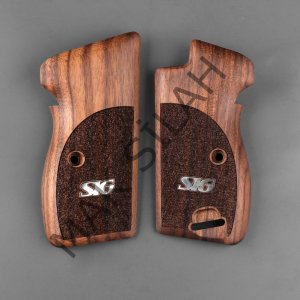 Sig P 210 Ortapedik Halkalı Sarı Metal Sig Pütürlü Motif Ceviz Ahşap Silah Kabze