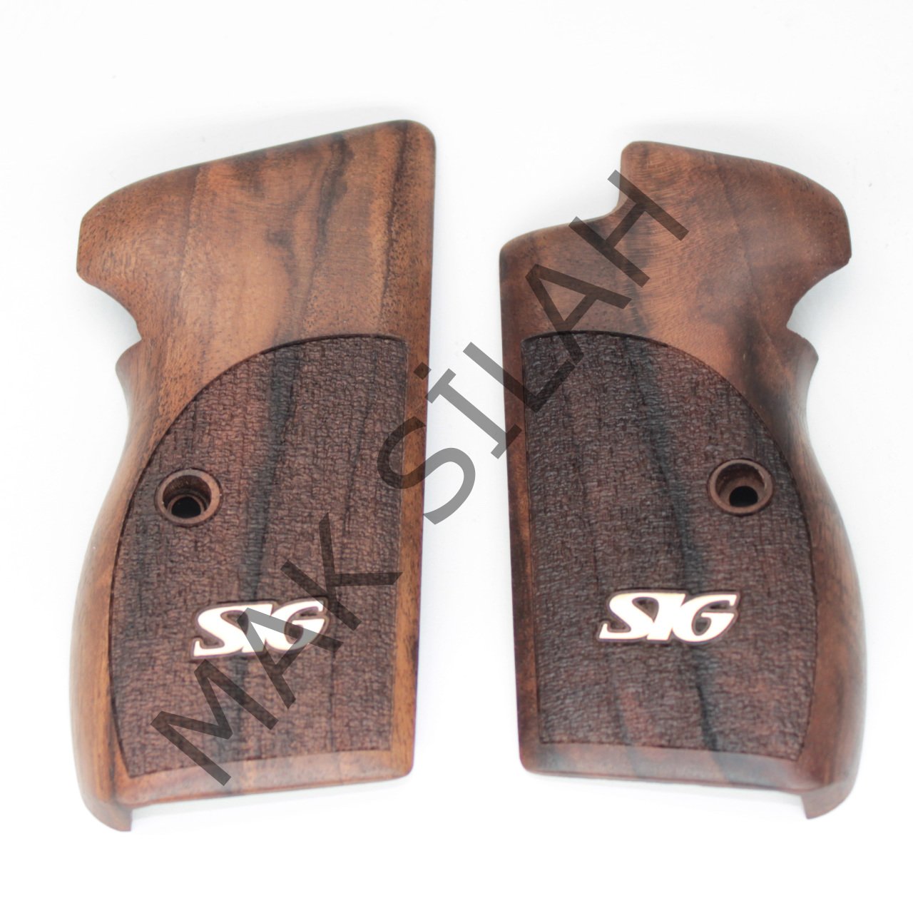 Sig P 210 Halkasız Klasik Sarı Metal Sig Pütürlü Ceviz Ahşap Silah Kabze