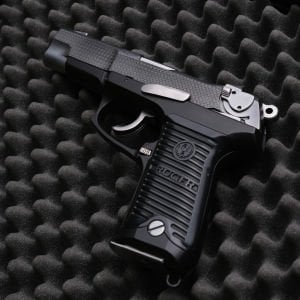 Ruger P85 // Üst kapak Gravür Füme Titanyum Kaplama Alt Gövde Siyah Cerekote