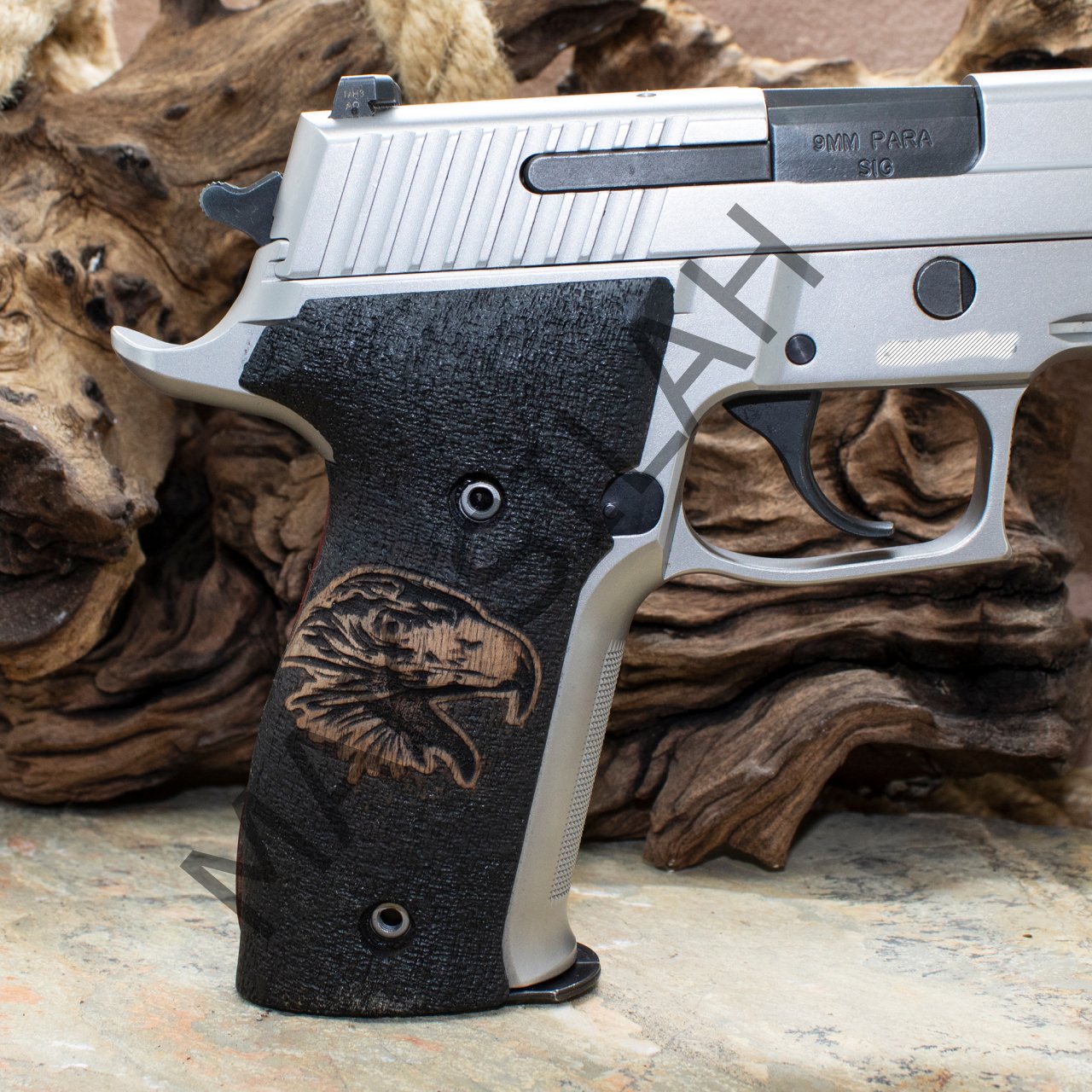Sig Sauer P 226 Kartal Ceviz Ahşap Silah Kabze