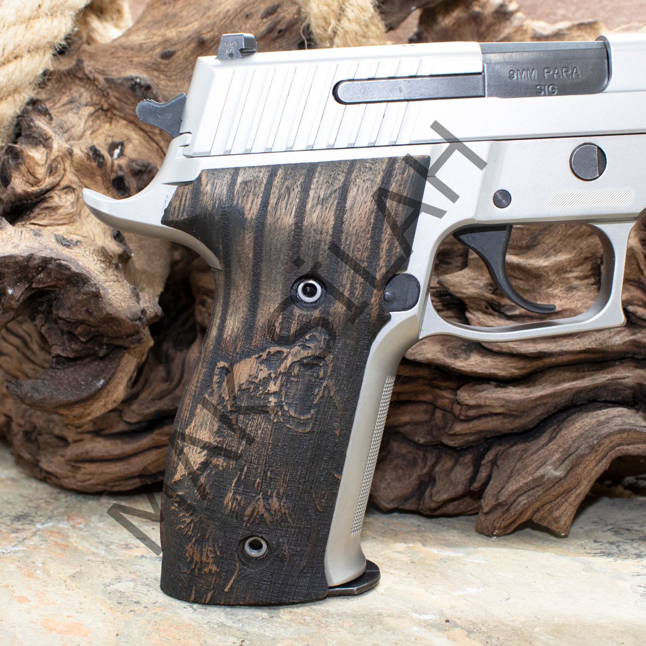 Sig Sauer P 226 Ayı Ceviz Ahşap Silah Kabze