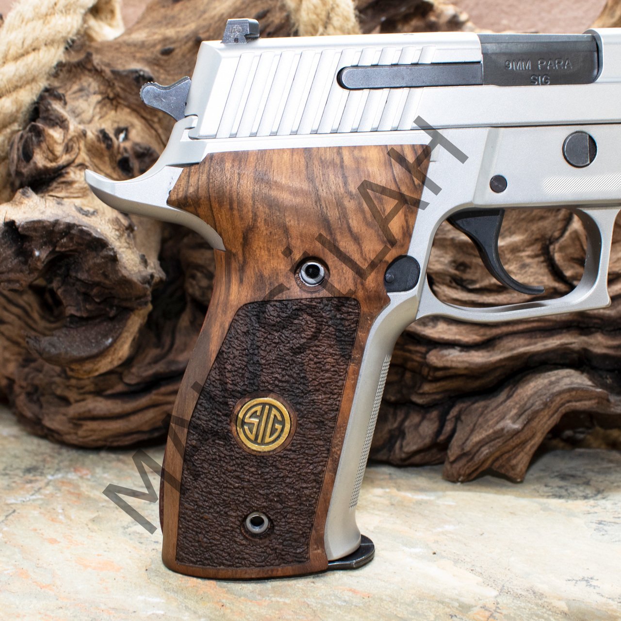 Sig Sauer P 226 Sarı Metal Arma Sig Tarama Ceviz Ahşap Silah Kabze