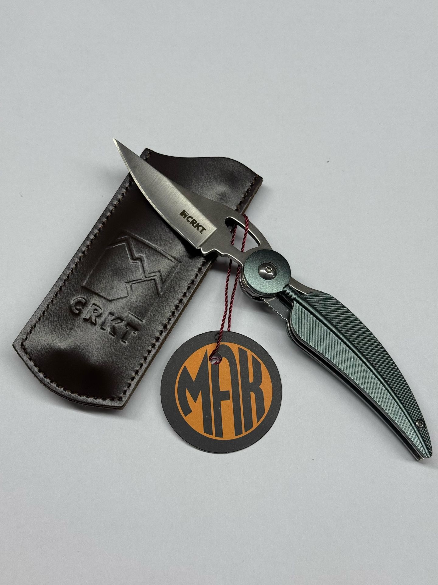 CRKT YAPRAK ÇAKI