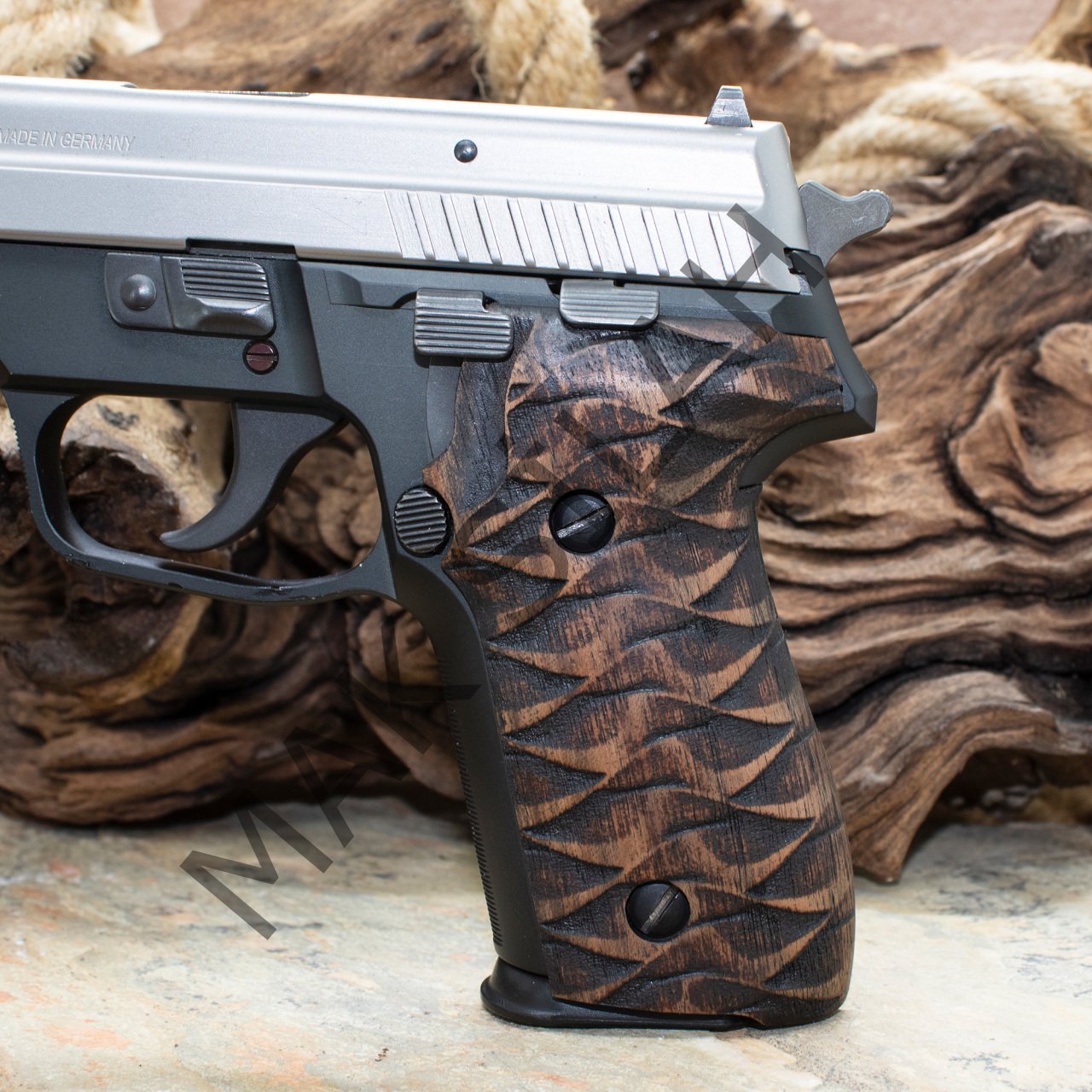 Sig Sauer P 228 P 229 Zigzag Ceviz Ahşap Silah Kabze
