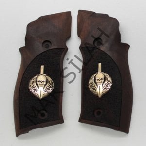 Sig Sauer X5 X6 Sarı Metal Kılıç Kuru Kafa Pütürlü Motif Ceviz Ahşap Silah Kabze